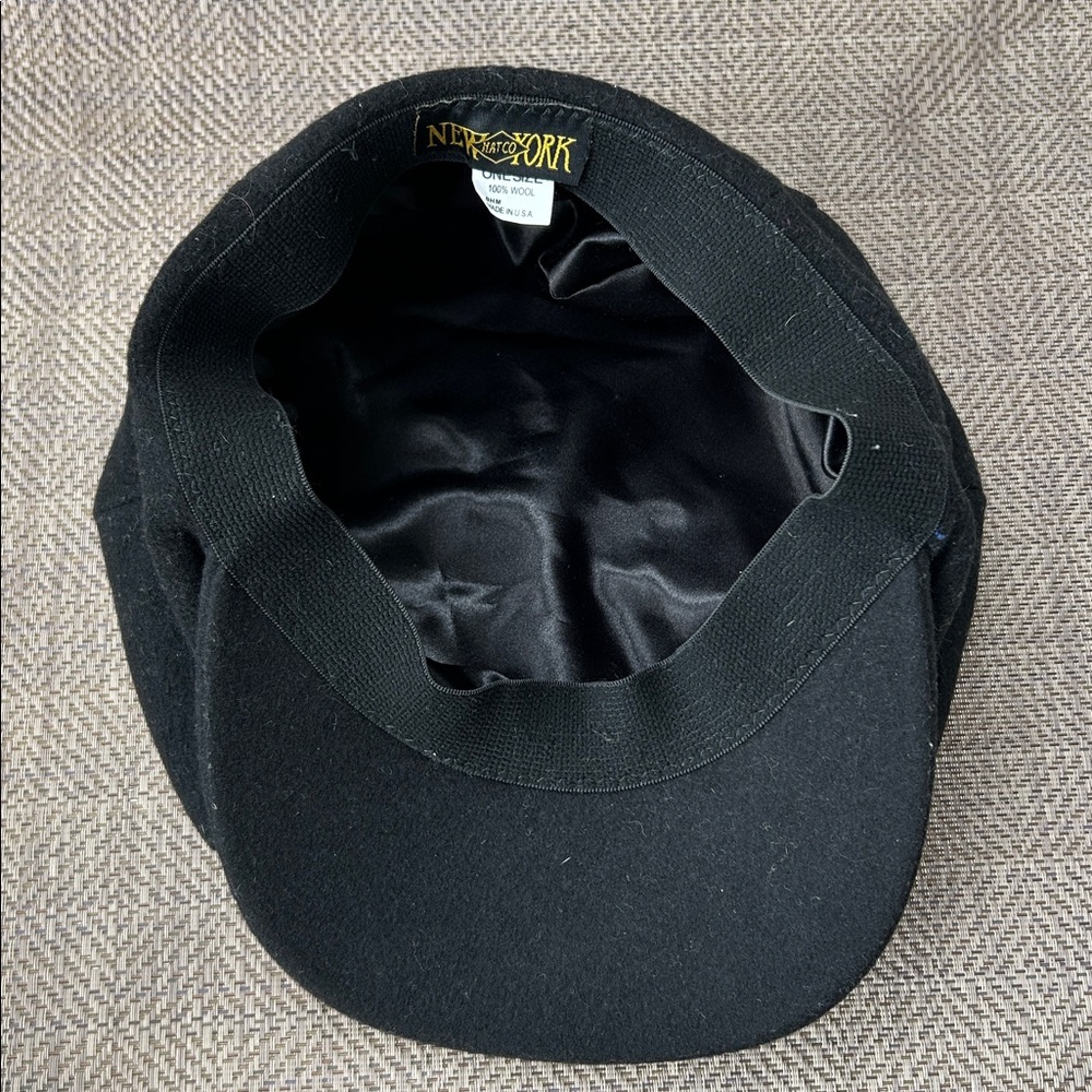 NEW YORK HAT COMPANY Classic Black Wool Newsboy Cap. One Size. 100% Wool. - Picture 6 of 11